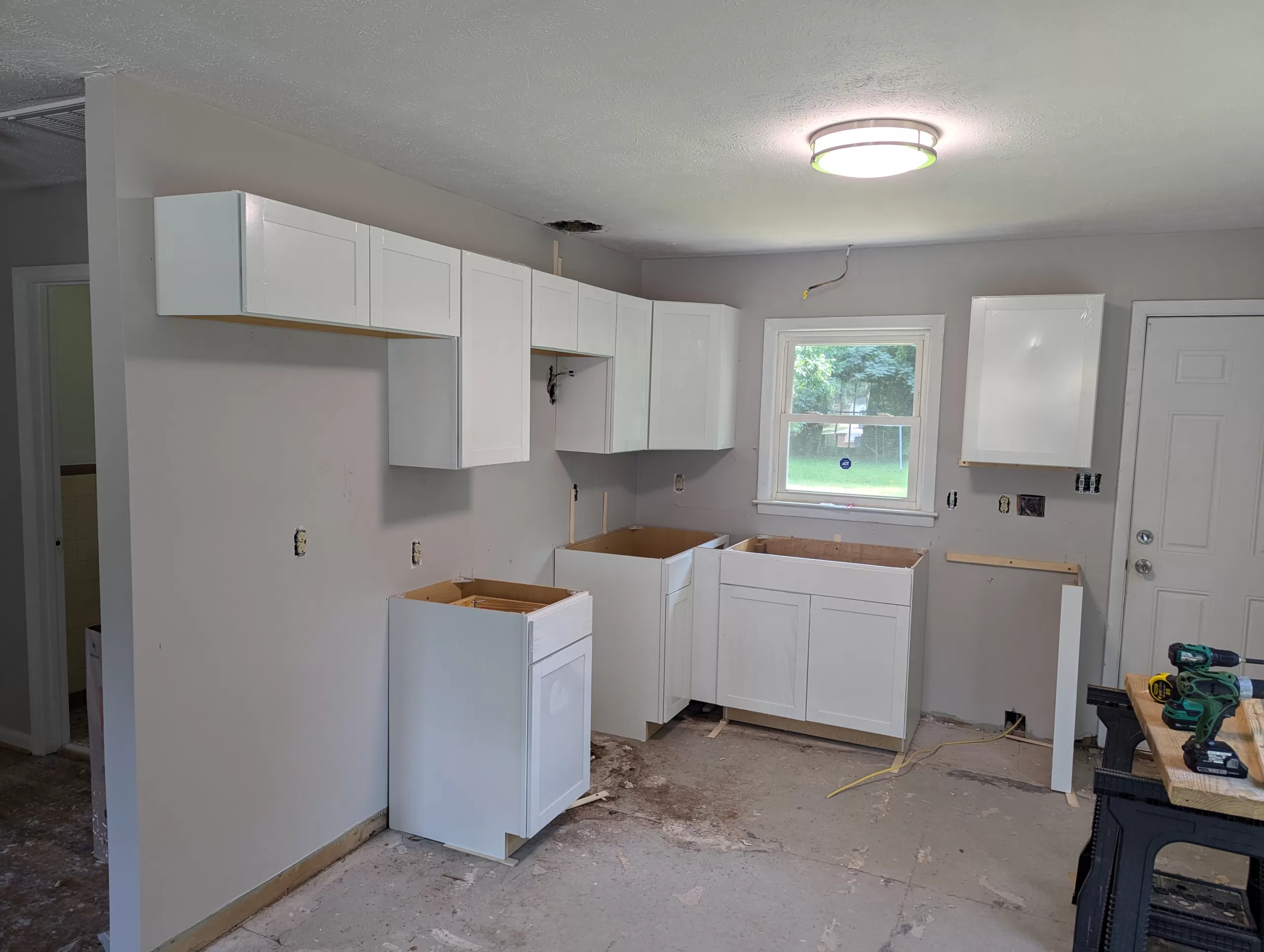 white kitchen cabinets